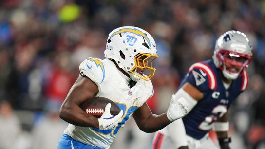 Chargers RB Kimani Vidal signs 1-year tender to stay with team (NFL)