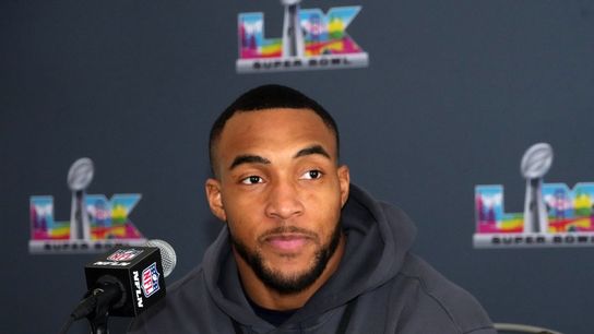 Burgers and returns: Patriots RB TreVeyon Henderson ready for any Super Bowl role (NFL)