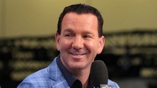 Report: ESPN, Ian Rapoport finalizing long-term contract (NFL)