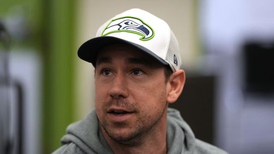 Raiders confirm Seahawks OC Klint Kubiak as new head coach (NFL)