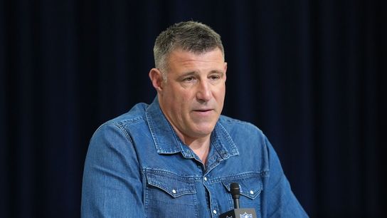 Pats coach Mike Vrabel will get counseling, miss end of draft (NFL)