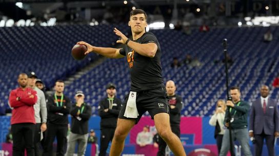 Ex-UConn QB Joe Fagnano signs 3-year deal with Ravens (NFL)