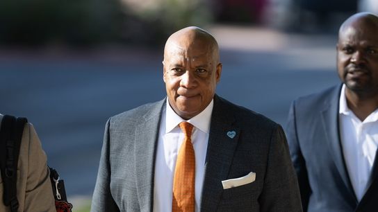 Bears to make stadium decision soon with eye on '29 season (NFL)