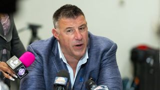 NFL not reviewing Mike Vrabel-Diana Russini situation (NFL)
