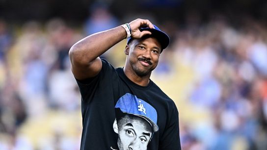Reports: Myles Garrett's revised deal includes $37M guaranteed in '26 (NFL)