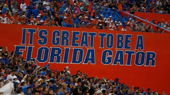 No. 10 Florida reports five new COVID-19 cases, pauses activities (College Football)