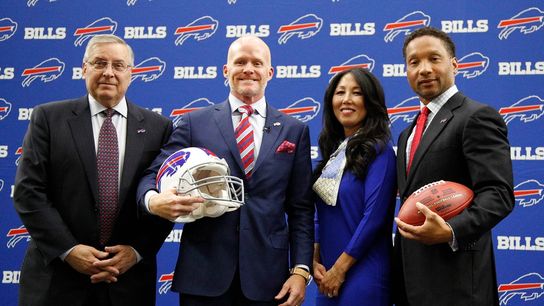 Bills extend coach McDermott's contract (NFL)