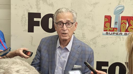 FOX's Mike Pereira: Theory that refs favor Chiefs 'a myth' (NFL)