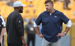 Aug 25, 2018; Pittsburgh, PA, USA;  Pittsburgh Steelers head coach Mike Tomlin (L) and Tennessee Titans head coach Mike Vrabel (R) talk before their game at Heinz Field. Mandatory Credit: Charles LeClaire-USA TODAY Sports