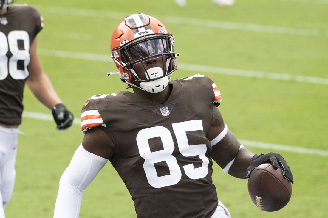 Sep 13, 2020; Baltimore, Maryland, USA;  Cleveland Browns tight end David Njoku (85) reacts after scoring a first quarter touchdown  against the Baltimore Ravens at M&T Bank Stadium. Mandatory Credit: Tommy Gilligan-USA TODAY Sports