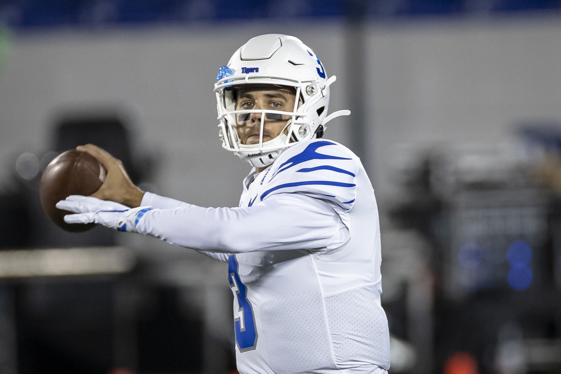 Nov 28, 2020; Annapolis, Maryland, USA; Memphis Tigers quarterback Brady White (3) warms up before the game against the Navy Midshipmen at Navy-Marine Corps Memorial Stadium. Mandatory Credit: Scott Taetsch-USA TODAY Sports