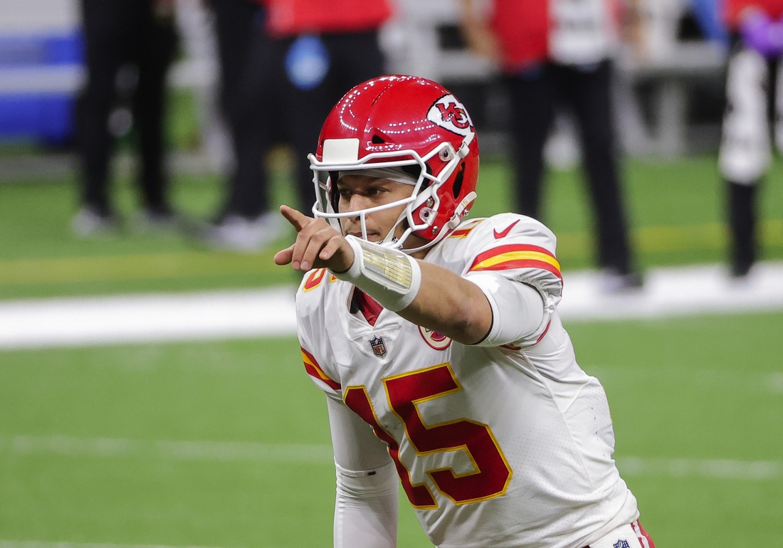 Dec 20, 2020; New Orleans, Louisiana, USA; Kansas City Chiefs quarterback Patrick Mahomes (15) at the line against the New Orleans Saints during the second half at the Mercedes-Benz Superdome. Mandatory Credit: Derick E. Hingle-USA TODAY Sports