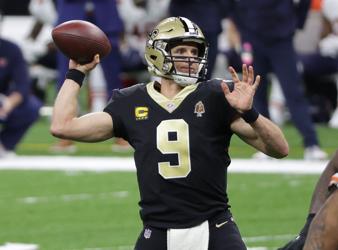 Jan 10, 2021; New Orleans, Louisiana, USA; New Orleans Saints quarterback Drew Brees (9) throws against the Chicago Bears during the second half in the NFC Wild Card game at Mercedes-Benz Superdome. Mandatory Credit: Derick E. Hingle-USA TODAY Sports