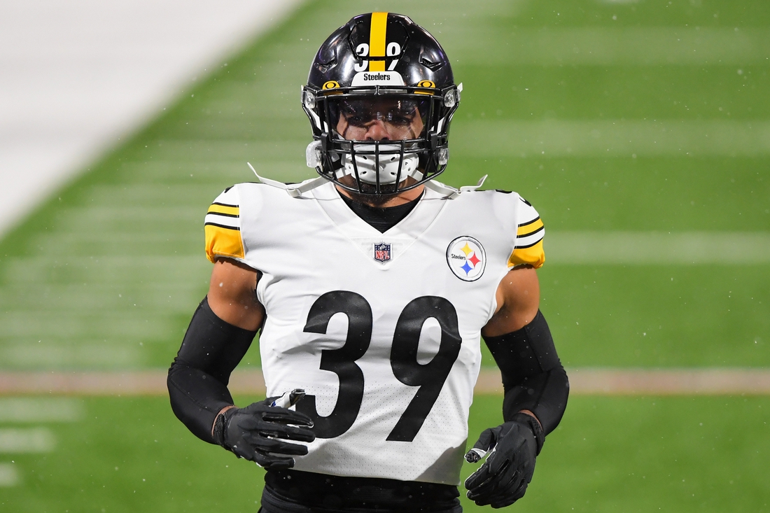 Dec 13, 2020; Orchard Park, New York, USA; Pittsburgh Steelers free safety Minkah Fitzpatrick (39) prior to the game against the Buffalo Bills at Bills Stadium. Mandatory Credit: Rich Barnes-USA TODAY Sports