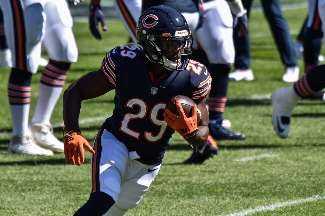 Sep 20, 2020; Chicago, Illinois, USA; Chicago Bears running back Tarik Cohen (29) warms up before the game against the New York Giants at Soldier Field. Mandatory Credit: Jeffrey Becker-USA TODAY Sports