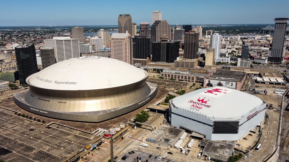 Apr 20, 2021; New Orleans, Louisiana, USA;  Detailed aerial  view of the Smoothie King Center and Mercedes Benz Superdome before the game between the New Orleans Pelicans and the Brooklyn Nets at the Smoothie King Center. Mandatory Credit: Stephen Lew-USA TODAY Sports