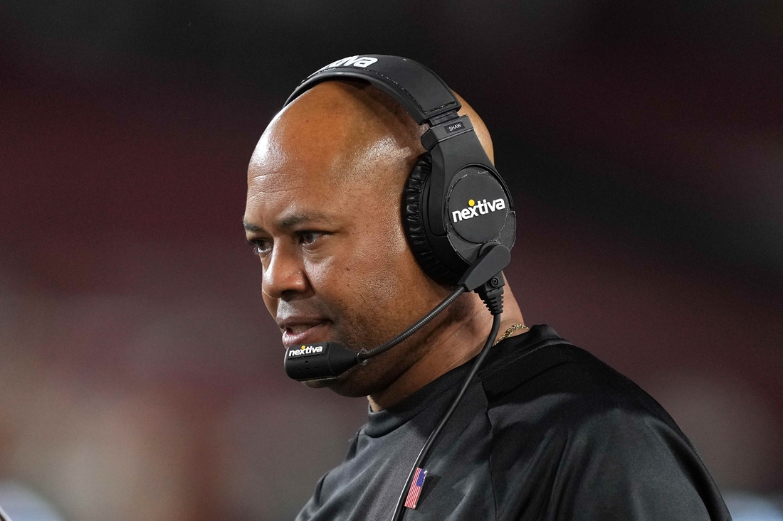 Sep 11, 2021; Los Angeles, California, USA; Stanford Cardinal head coach David Shaw looks on from the sidelines in the first half against the Southern California Trojans at United Airlines Field at Los Angeles Memorial Coliseum. Mandatory Credit: Kirby Lee-USA TODAY Sports