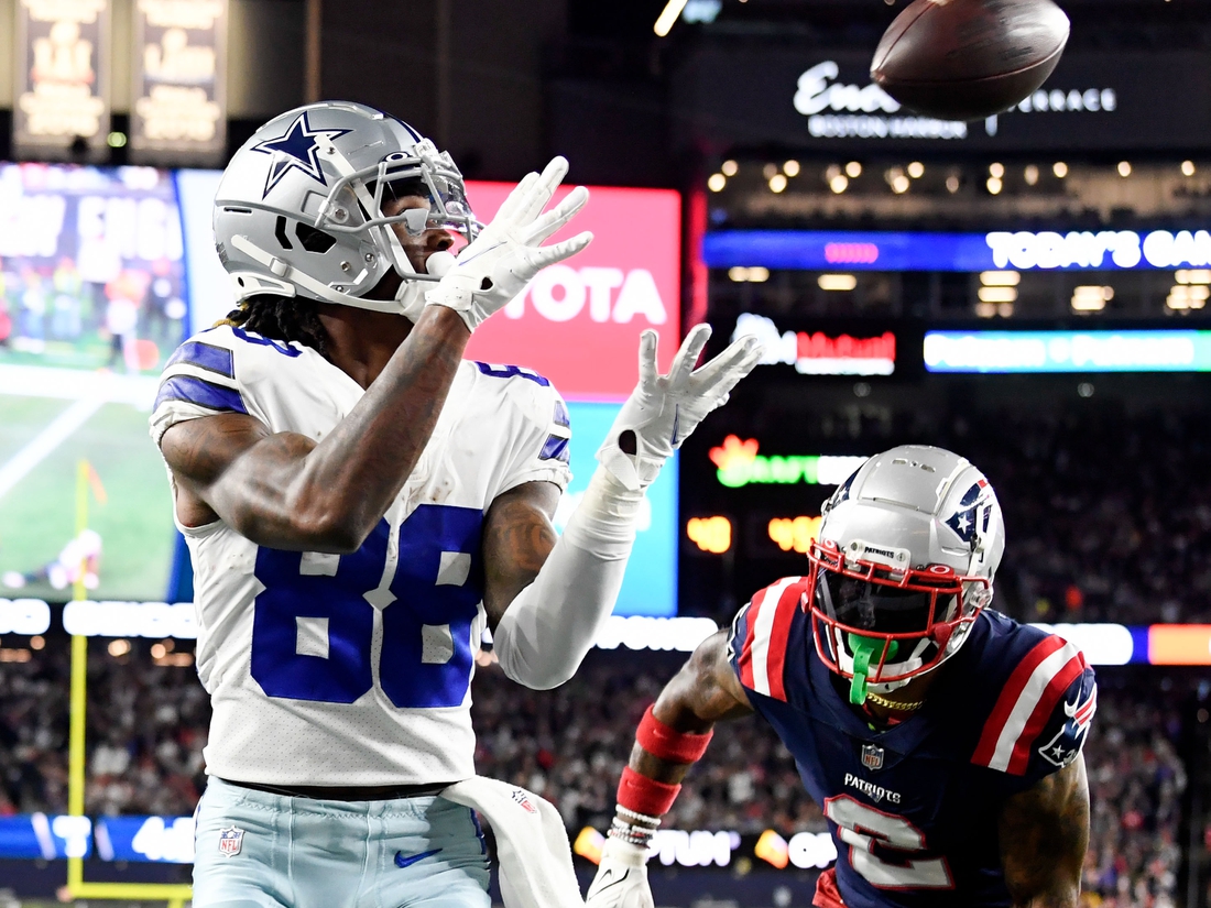 Oct 17, 2021; Foxborough, Massachusetts, USA; Dallas Cowboys wide receiver CeeDee Lamb (88) catches a pass from quarterback Dak Prescott (not seen) for a touchdown against the New England Patriots during the third quarter at Gillette Stadium. Mandatory Credit: Brian Fluharty-USA TODAY Sports