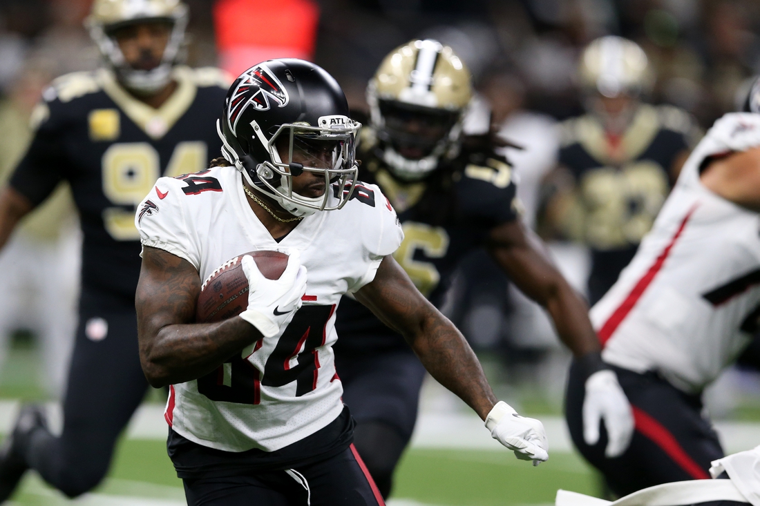 Nov 7, 2021; New Orleans, Louisiana, USA; Atlanta Falcons running back Cordarrelle Patterson (84) runs New Orleans Saints during the first quarter at the Caesars Superdome. Mandatory Credit: Chuck Cook-USA TODAY Sports