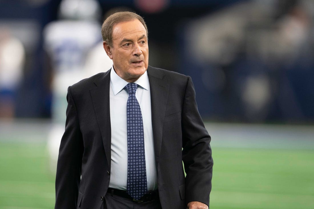 Aug 26, 2018; Arlington, TX, USA; Network television commentator Al Michaels before the game between the Dallas Cowboys and the Arizona Cardinals at AT&T Stadium. Mandatory Credit: Jerome Miron-USA TODAY Sports