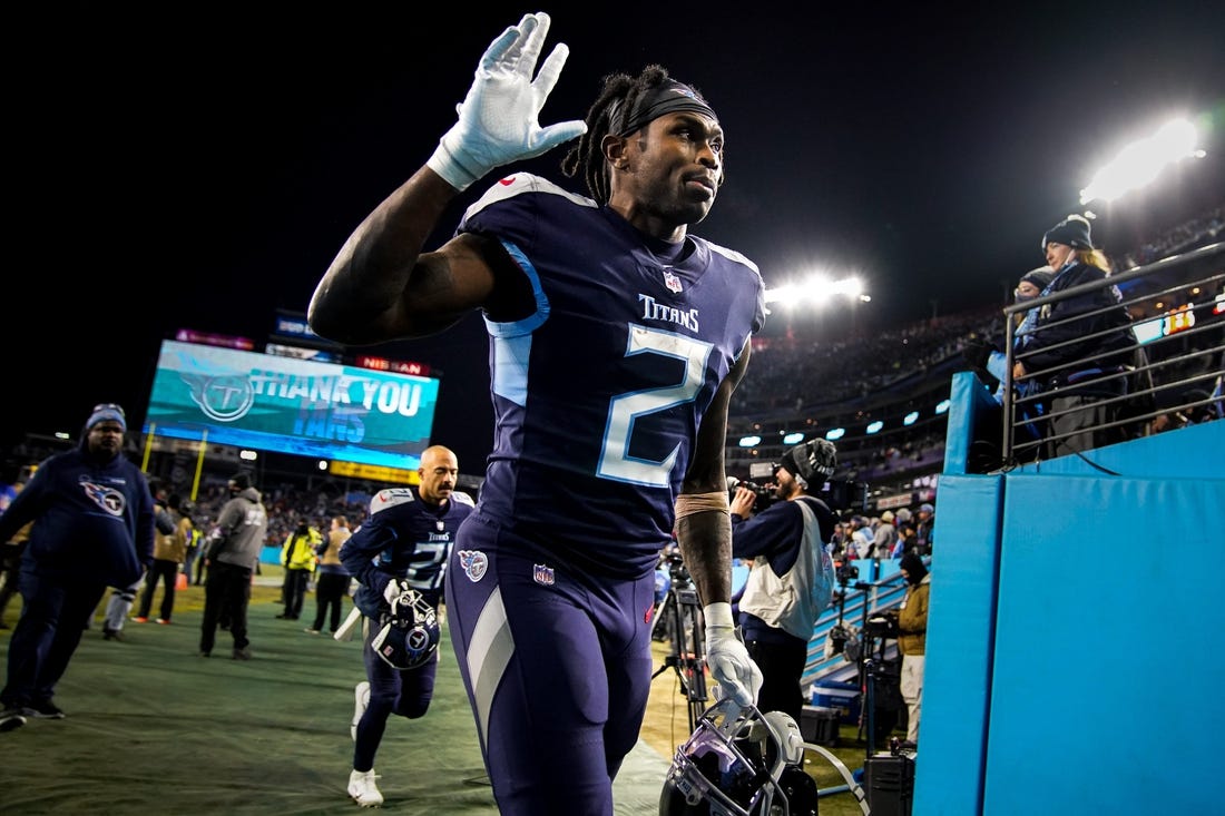 Tennessee Titans wide receiver Julio Jones (2) exits the field after their loss to the Cincinnati Bengals in a AFC Divisional playoff game at Nissan Stadium Saturday, Jan. 22, 2022 in Nashville, Tenn.

Titans Bengals 012222 An 004