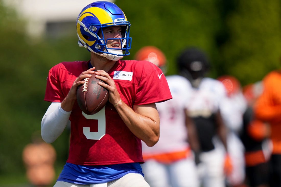 Los Angeles Rams quarterback Matthew Stafford (9) drops back to pass during a joint practice with the Cincinnati Bengals, Wednesday, Aug. 24, 2022, at the Paycor Stadium practice fields in Cincinnati.

Los Angeles Rams At Cincinnati Bengals Joint Practice Aug 24 0047