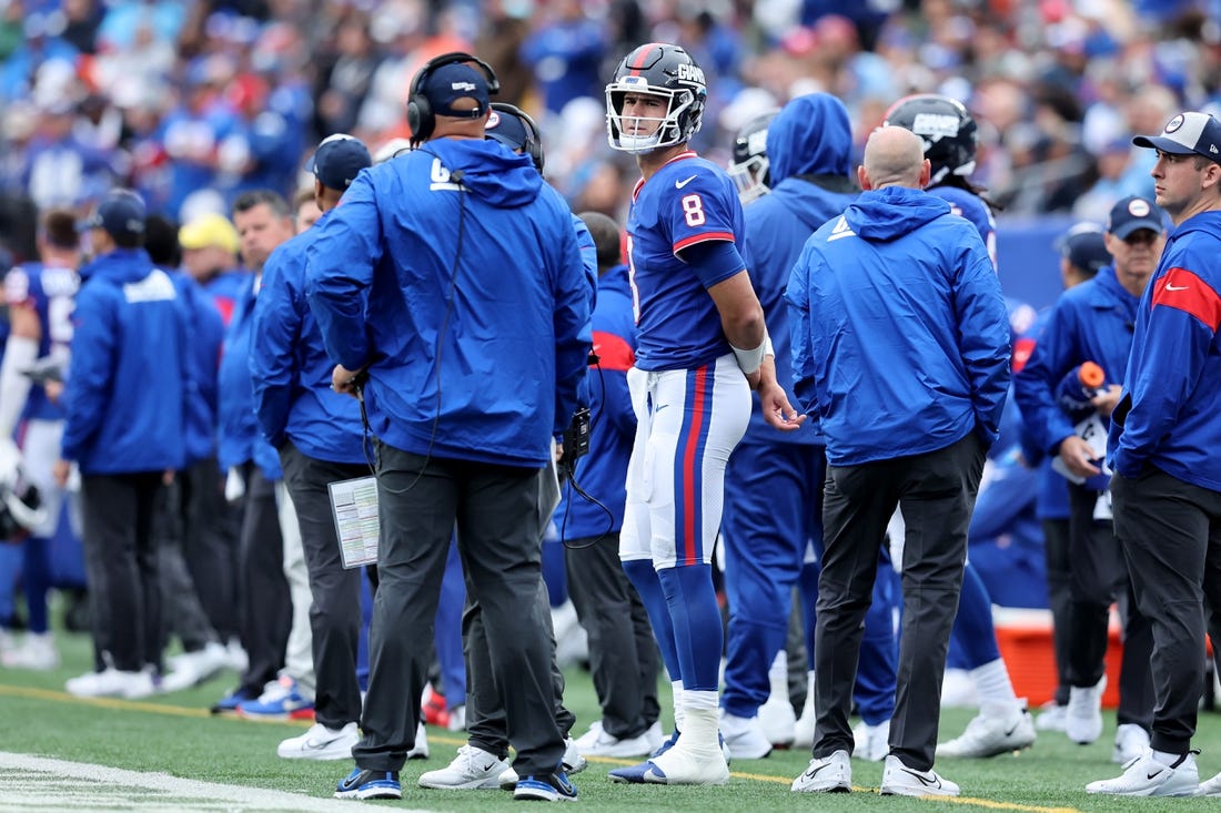 Oct 2, 2022; East Rutherford, New Jersey, USA; New York Giants quarterback Daniel Jones (8) stands on the sideline during the fourth quarter against the Chicago Bears at MetLife Stadium. Mandatory Credit: Brad Penner-USA TODAY Sports