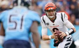 Bengals QB Joe Burrow looks for an opening to pass against the Titans.Syndication The Columbus Dispatch