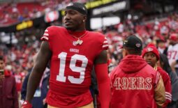 Dec 11, 2022; Santa Clara, California, USA; San Francisco 49ers wide receiver Deebo Samuel (19) stands on the field before the start of the game against the Tampa Bay Buccaneers at Levi's Stadium. Mandatory Credit: Cary Edmondson-USA TODAY Sports