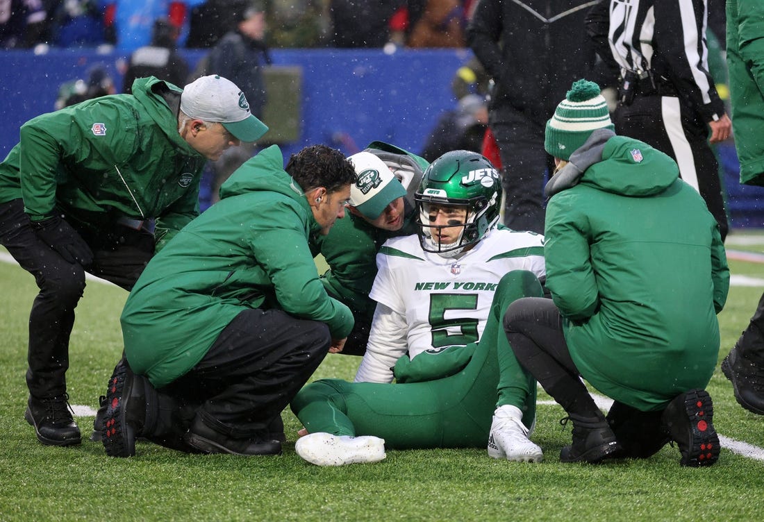 Jets quarterback Mike White left the game several times after being hit by the Bills defense.  He was able to come back and finish the game.
