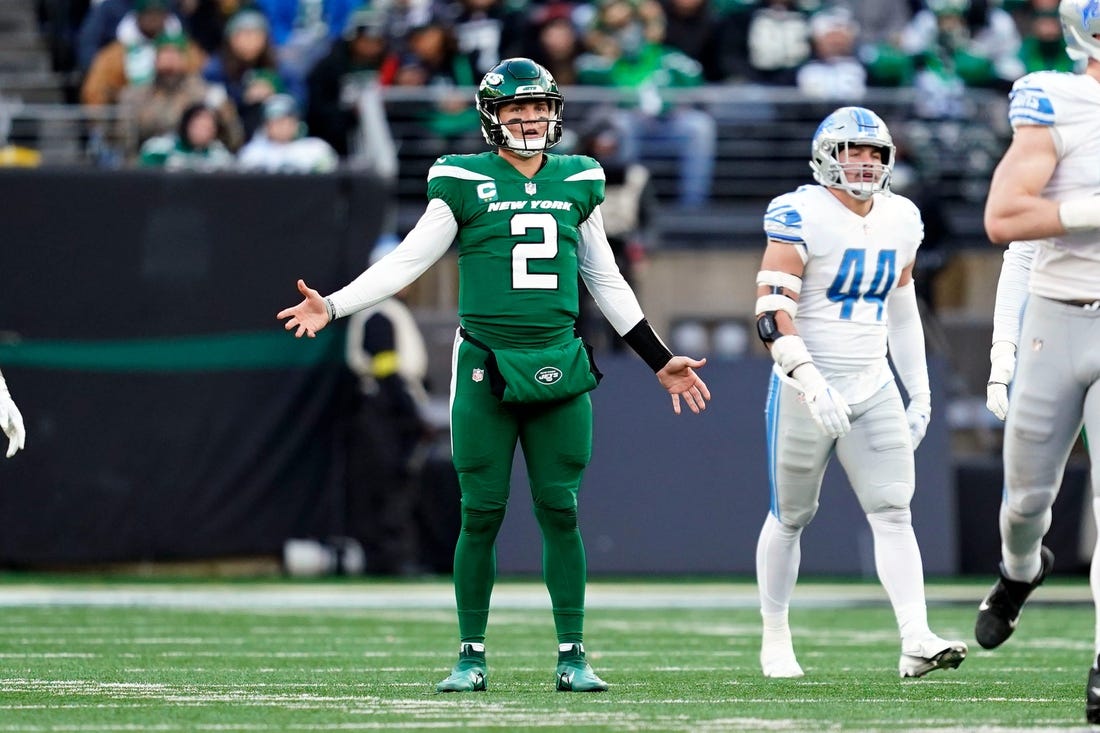 New York Jets quarterback Zach Wilson (2) reacts after failing to convert on downs in the second half. The Lions defeat the Jets, 20-17, at MetLife Stadium on Sunday, Dec. 18, 2022.

Nfl Ny Jets Vs Detroit Lions Lions At Jets