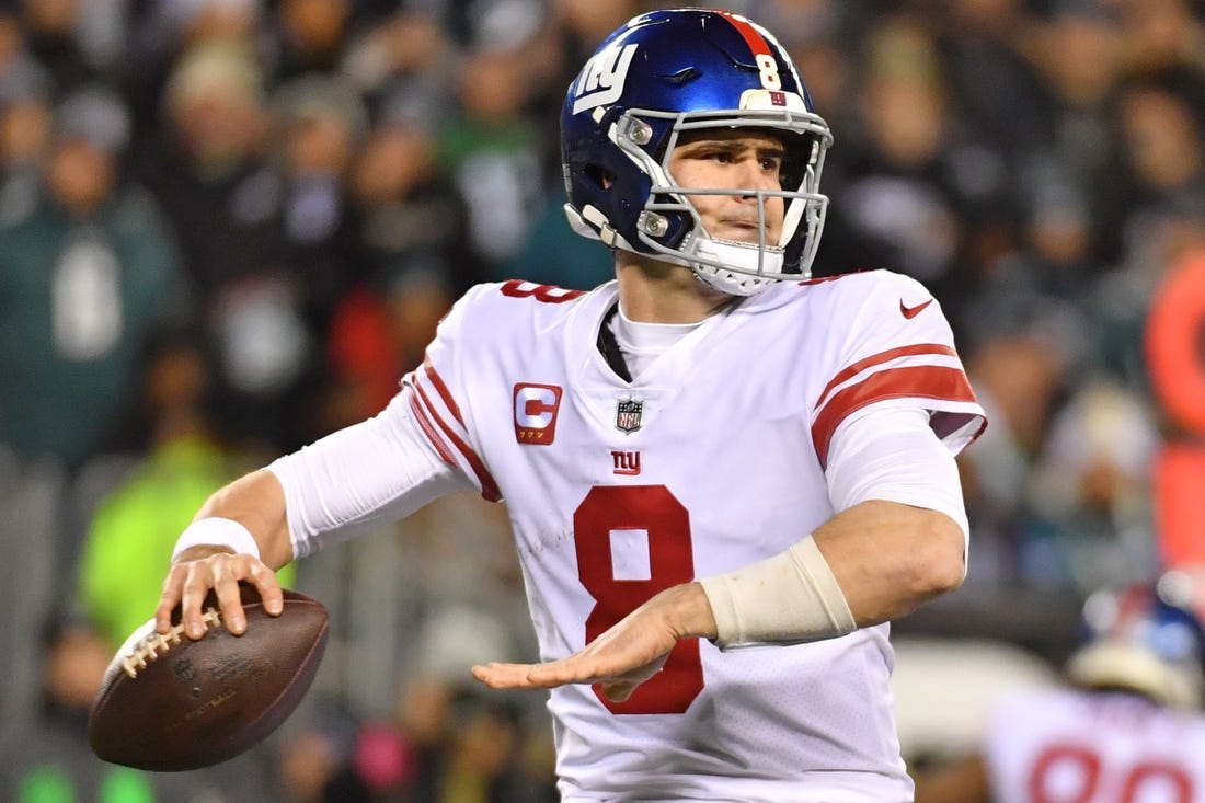 Jan 21, 2023; Philadelphia, Pennsylvania, USA; New York Giants quarterback Daniel Jones (8) throws a pass against the Philadelphia Eagles during an NFC divisional round game at Lincoln Financial Field. Mandatory Credit: Eric Hartline-USA TODAY Sports