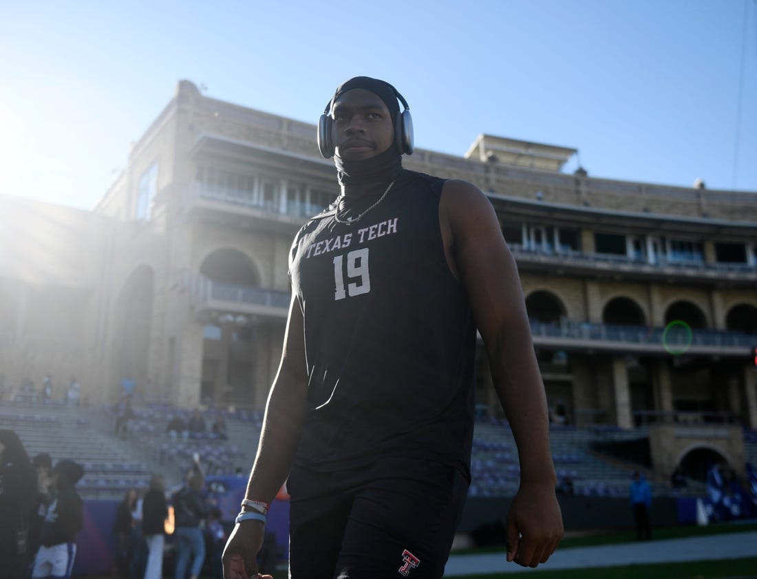 Texas Tech pass rusher Tyree Wilson could climb draft boards if quarterbacks drop on draft day. .