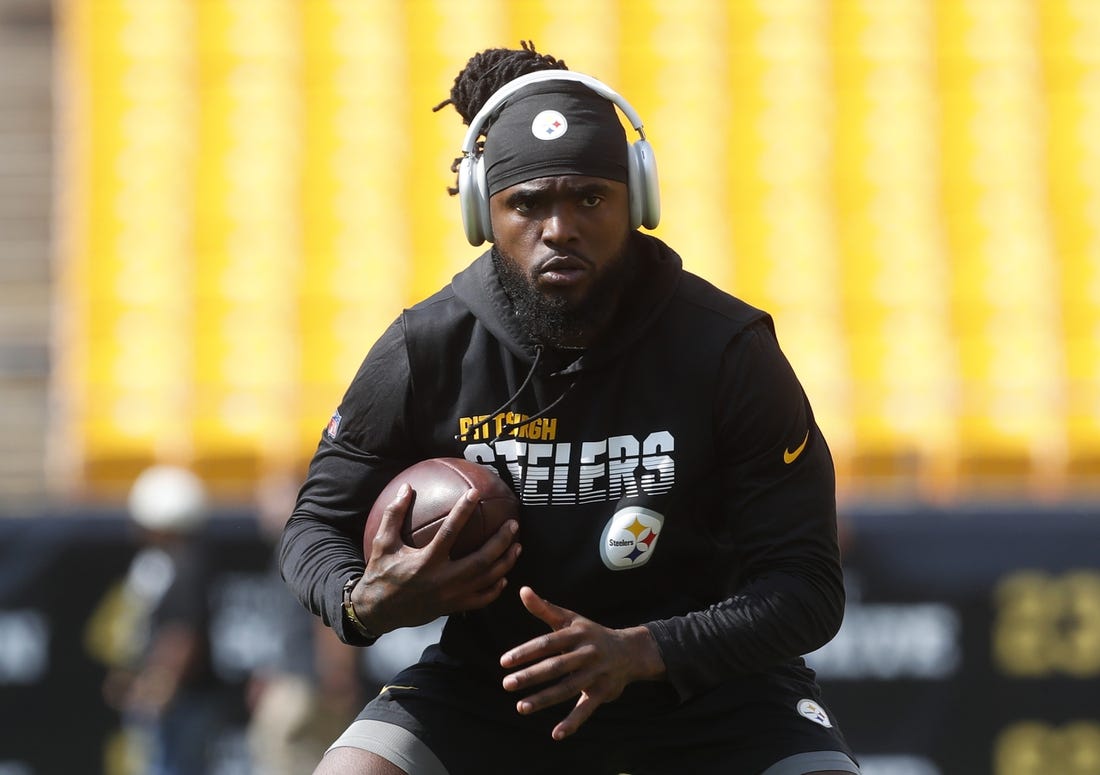Aug 19, 2023; Pittsburgh, Pennsylvania, USA;  Pittsburgh Steelers wide receiver Diontae Johnson (18) warms up on the field prior to the game against the Buffalo Bills at Acrisure Stadium. Mandatory Credit: Charles LeClaire-USA TODAY Sports