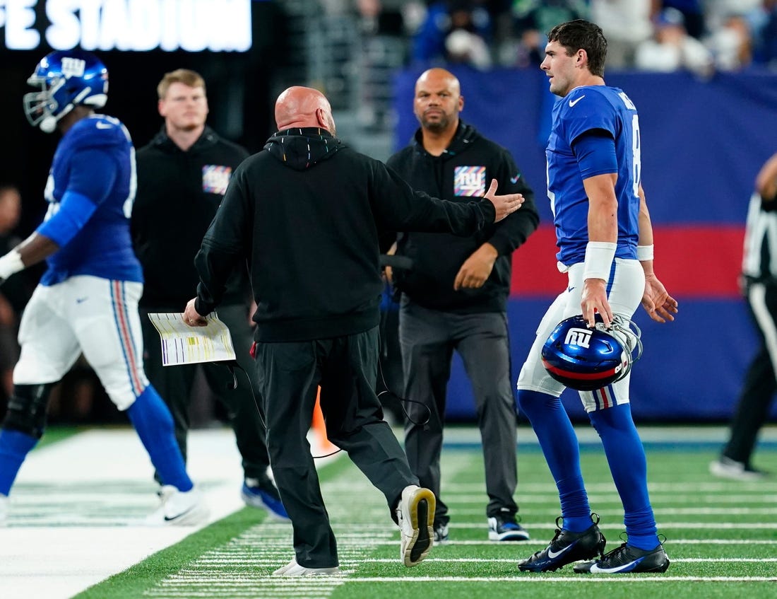 New York Giants head coach Brian Daboll gestures to quarterback Daniel Jones (8) after Jones throws an interception in the second half. The Seahawks defeat the Giants, 24-3, at MetLife Stadium on Monday, Oct. 2, 2023, in East Rutherford.