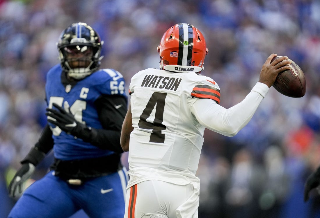 Oct 22, 2023; Indianapolis, Indiana, USA; Cleveland Browns quarterback Deshaun Watson (4) looks to throw downfield during a game against the Indianapolis Colts at Lucas Oil Stadium. Mandatory Credit: Bob Scheer-USA TODAY Sports