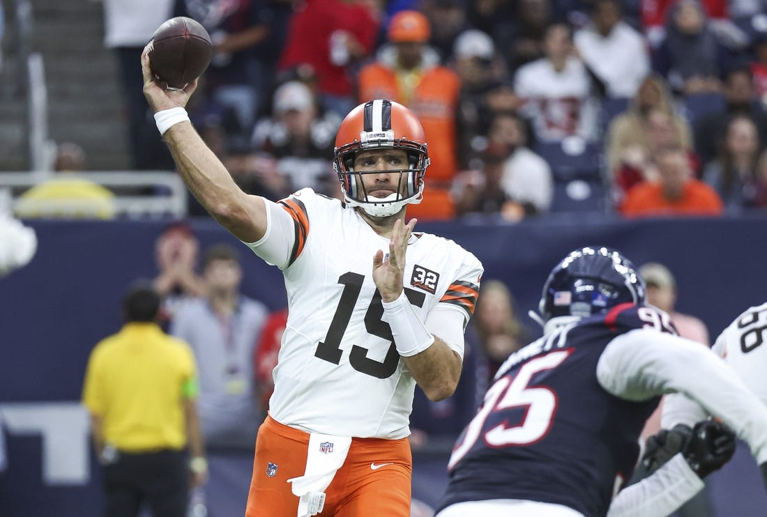 Dec 24, 2023; Houston, Texas, USA; Cleveland Browns quarterback Joe Flacco (15) throws the ball during the game against the Houston Texans at NRG Stadium. Mandatory Credit: Troy Taormina-USA TODAY Sports